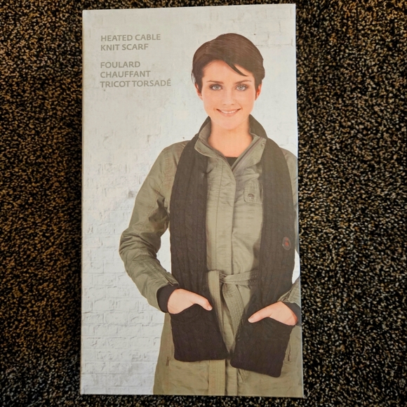 Heated cable knit scarf - Picture 1 of 2